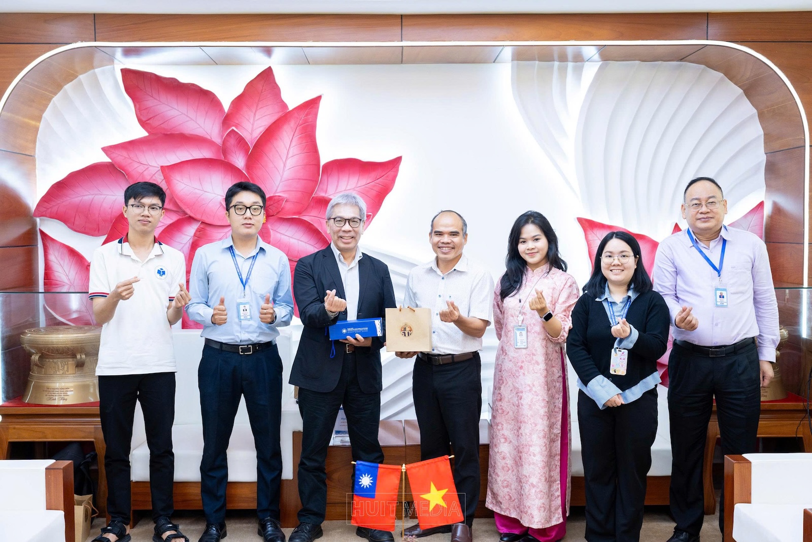 HUIT – Đại học Khoa học và Công nghệ Quốc Lập Cao Hùng trao đổi định hướng triển khai chương trình 2+2 ngành Logistics